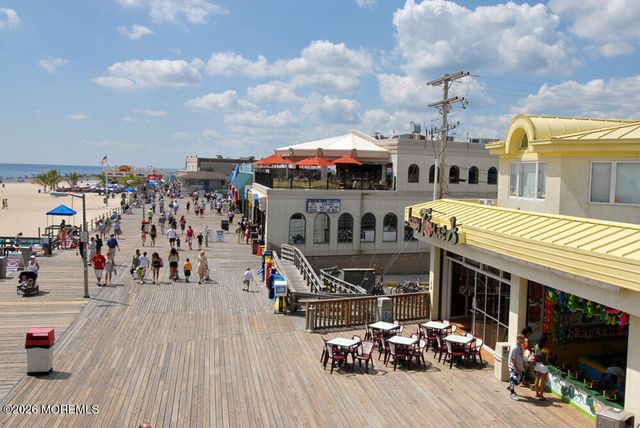 806 Trenton Avenue, Point Pleasant Beach, NJ 08742