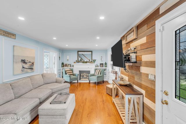 806 Trenton Avenue, Point Pleasant Beach, NJ 08742