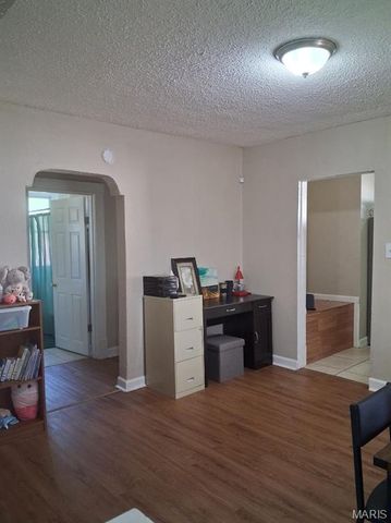 241 Dammert Avenue, St Louis, MO 63125