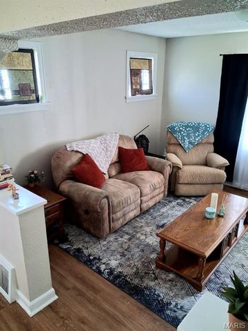 241 Dammert Avenue, St Louis, MO 63125