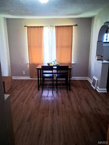241 Dammert Avenue, St Louis, MO 63125