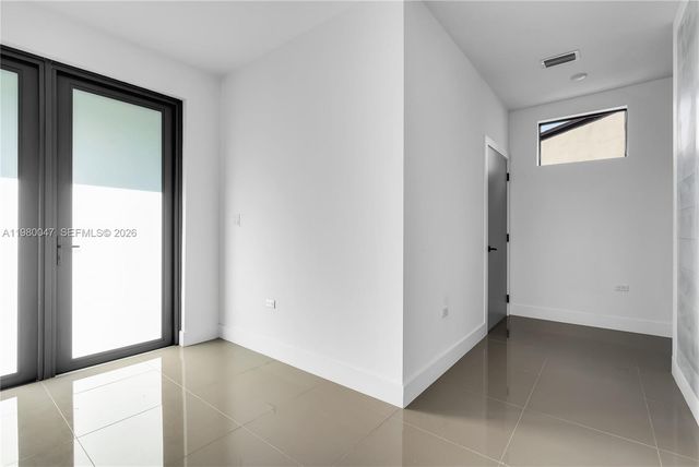 225 NW 40 CT, Miami, FL 33126