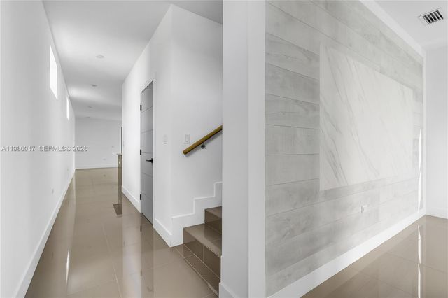 225 NW 40 CT, Miami, FL 33126