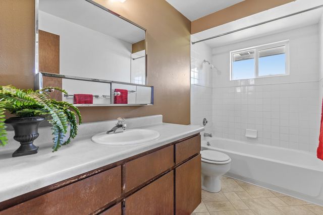 311 S Leatha Ln, Spokane Valley, WA 99216