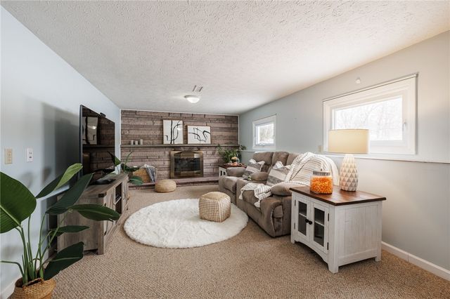 124 Mill Road, Greece, NY 14626