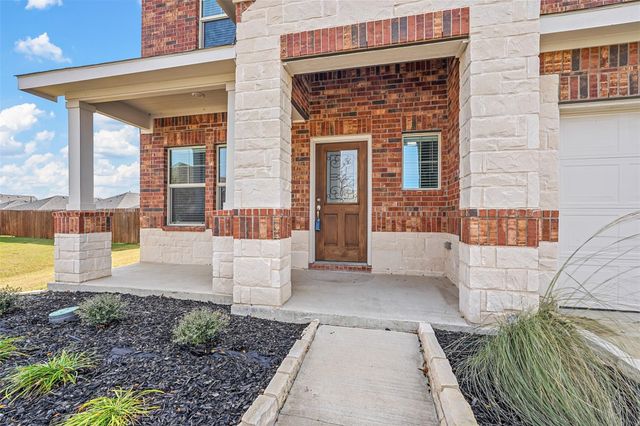 105 Lisa Lane, Fate, TX 75189