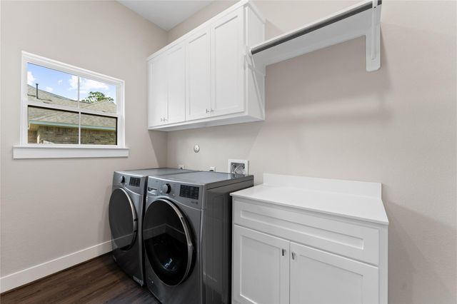2650 Fountain View Street, New Caney, TX 77357