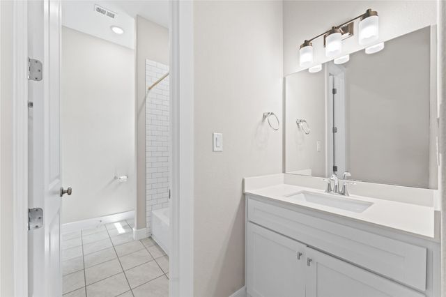 2650 Fountain View Street, New Caney, TX 77357