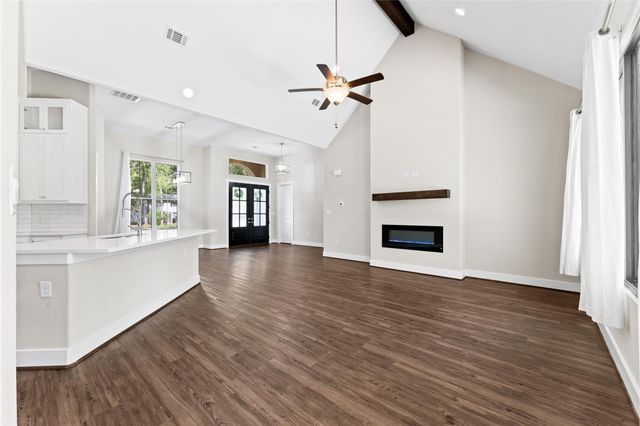 2650 Fountain View Street, New Caney, TX 77357