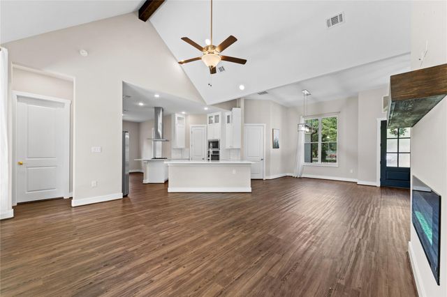 2650 Fountain View Street, New Caney, TX 77357