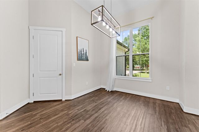 2650 Fountain View Street, New Caney, TX 77357