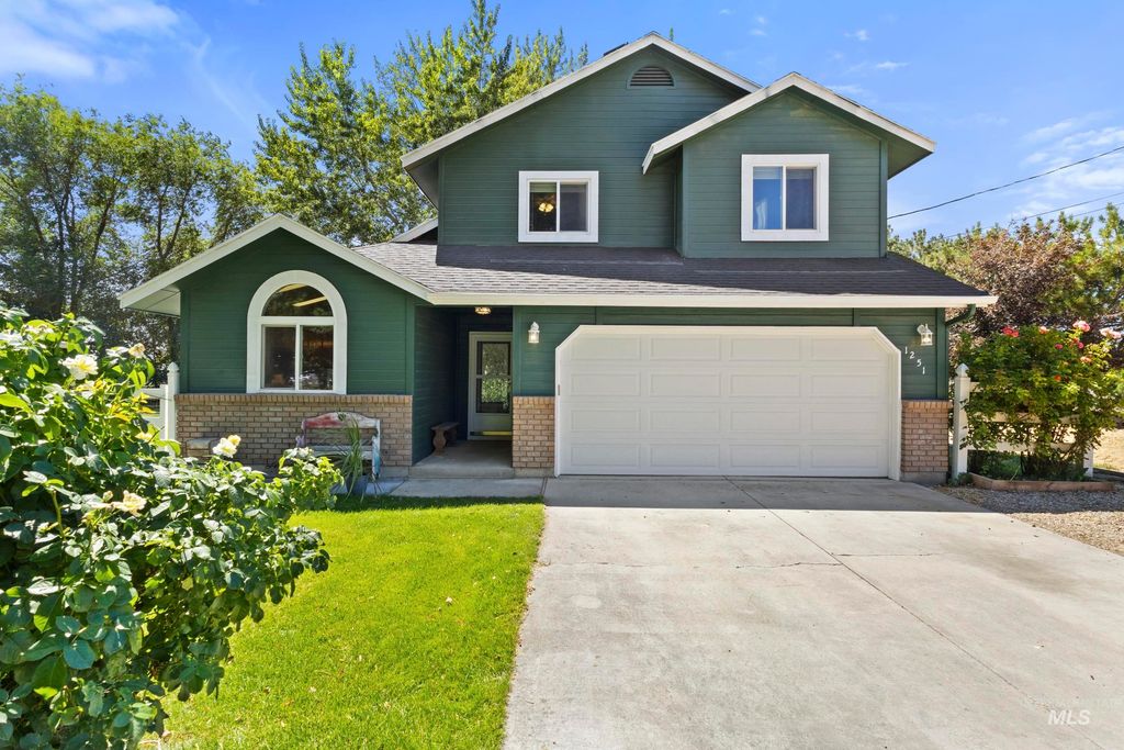 1251 58th Street, Nampa, ID 83687