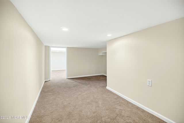 17 Brookview Lane, Manalapan, NJ 07726