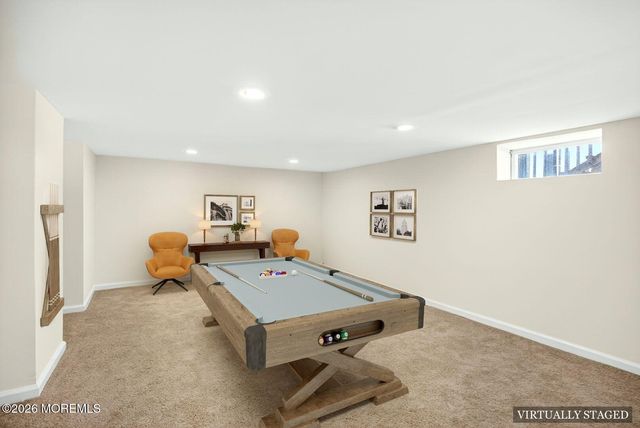 17 Brookview Lane, Manalapan, NJ 07726