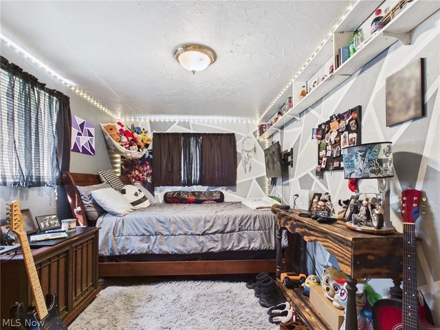 4351 County Road 17, Rayland, OH 43943