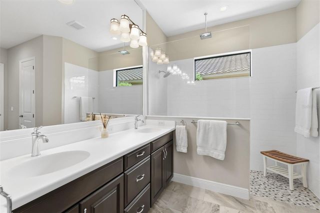 7228 WHITTLEBURY TRAIL, Bradenton, FL 34202