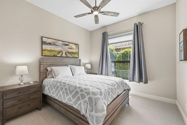 7228 WHITTLEBURY TRAIL, Bradenton, FL 34202