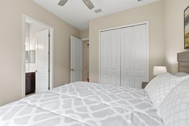 7228 WHITTLEBURY TRAIL, Bradenton, FL 34202