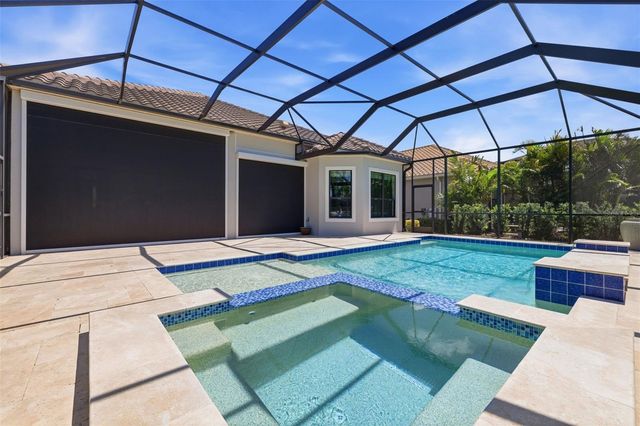 7228 WHITTLEBURY TRAIL, Bradenton, FL 34202