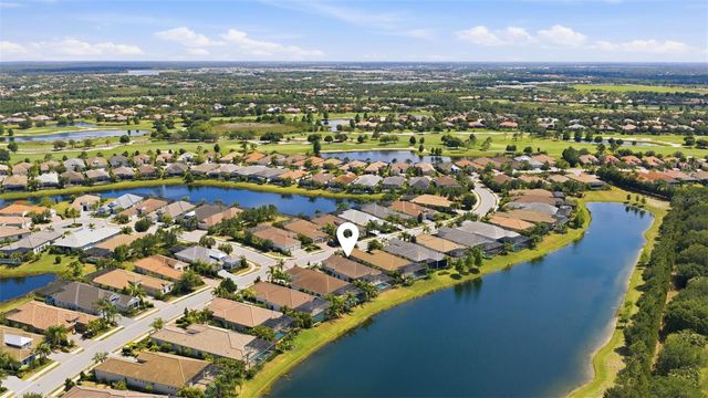 7228 WHITTLEBURY TRAIL, Bradenton, FL 34202