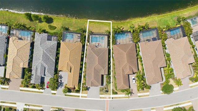 7228 WHITTLEBURY TRAIL, Bradenton, FL 34202