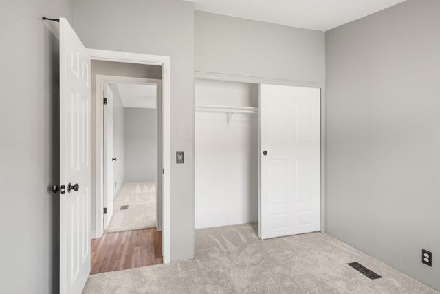 533 Chateau Drive, Eagle Point, OR 97524