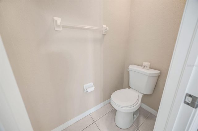 3841 HAMPTON HILLS DR, Lakeland, FL 33810