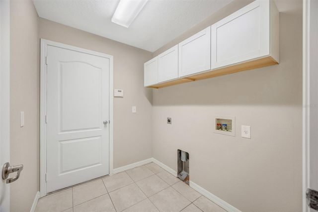 3841 HAMPTON HILLS DR, Lakeland, FL 33810