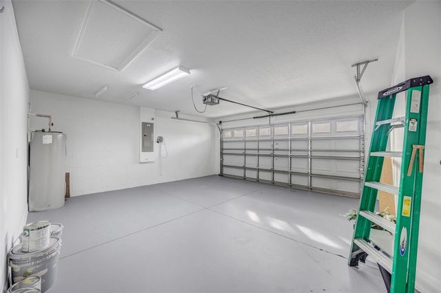 3841 HAMPTON HILLS DR, Lakeland, FL 33810