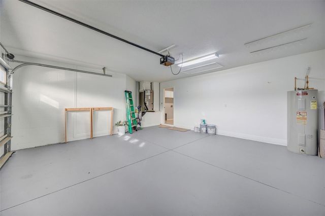 3841 HAMPTON HILLS DR, Lakeland, FL 33810