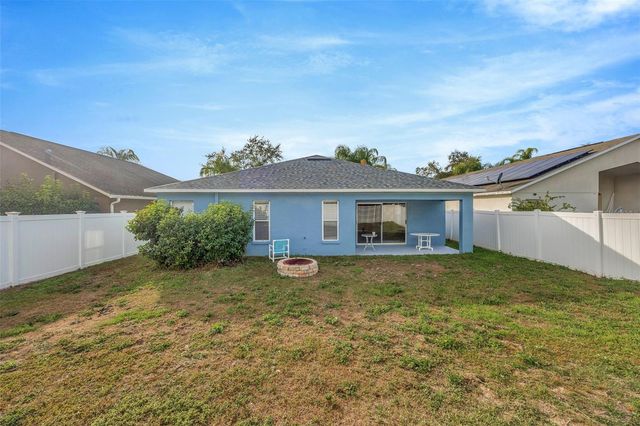 3841 HAMPTON HILLS DR, Lakeland, FL 33810