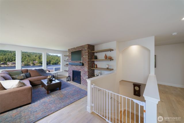 18820 Big Lake Ridge Place, Mount Vernon, WA 98274