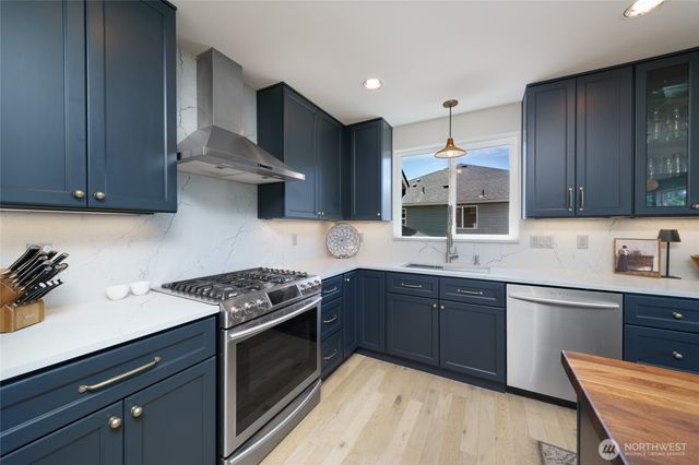 18820 Big Lake Ridge Place, Mount Vernon, WA 98274