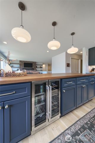 18820 Big Lake Ridge Place, Mount Vernon, WA 98274