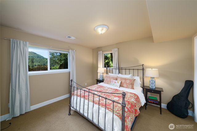 18820 Big Lake Ridge Place, Mount Vernon, WA 98274