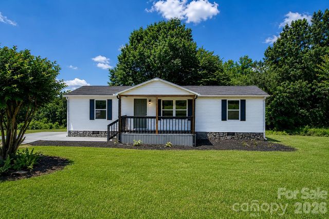 3532 4th Avenue Lane NE, Conover, NC 28613