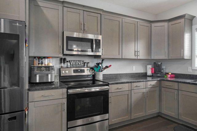 1360 N Rainbow Court, Nixa, MO 65714