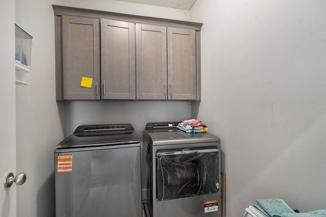 1360 N Rainbow Court, Nixa, MO 65714