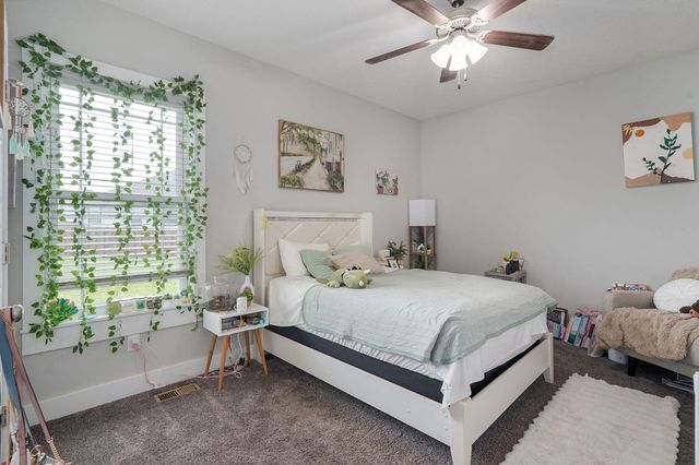1360 N Rainbow Court, Nixa, MO 65714