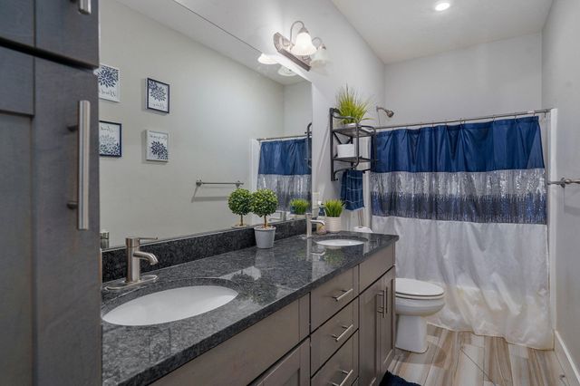 1360 N Rainbow Court, Nixa, MO 65714