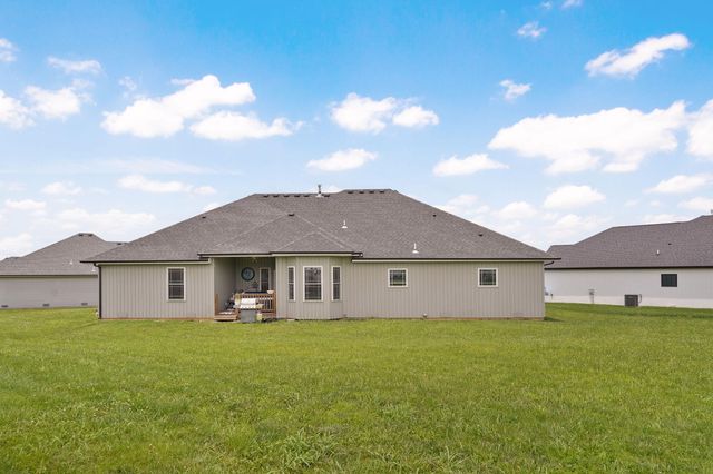 1360 N Rainbow Court, Nixa, MO 65714