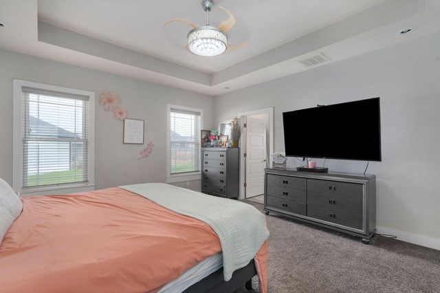 1360 N Rainbow Court, Nixa, MO 65714