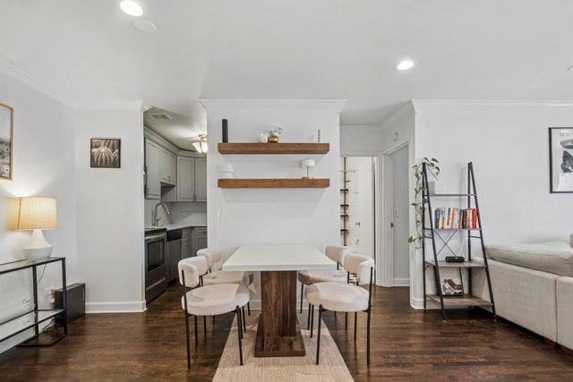 607 W Wrightwood Avenue 809, Chicago, IL 60614