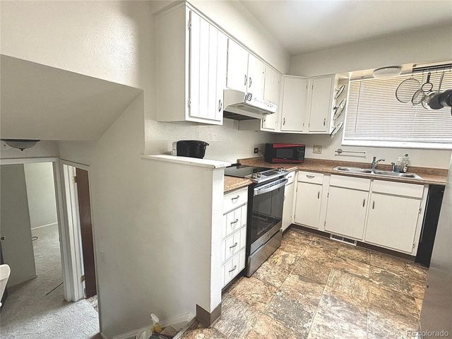 8665 Lamar Dr, Arvada, CO 80003