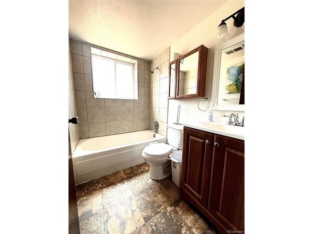 8665 Lamar Dr, Arvada, CO 80003