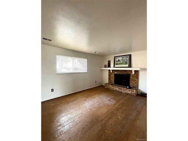 8665 Lamar Dr, Arvada, CO 80003