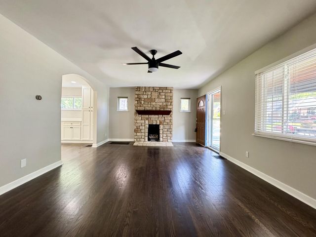 1408 Amsterdam Road, Park Hills, KY 41011