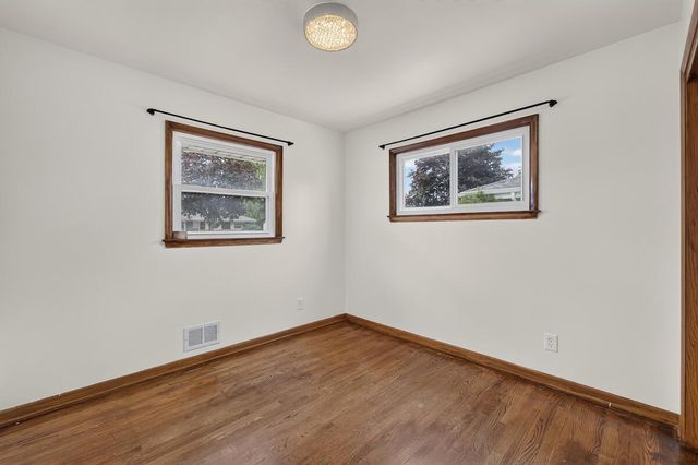 3627 Regency DRIVE, Racine, WI 53402