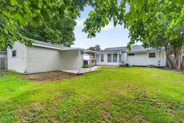 3627 Regency DRIVE, Racine, WI 53402