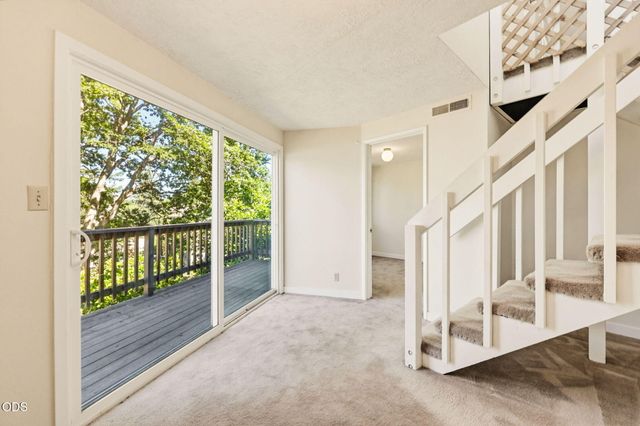 1105 Ivy Lane, Ashland, OR 97520
